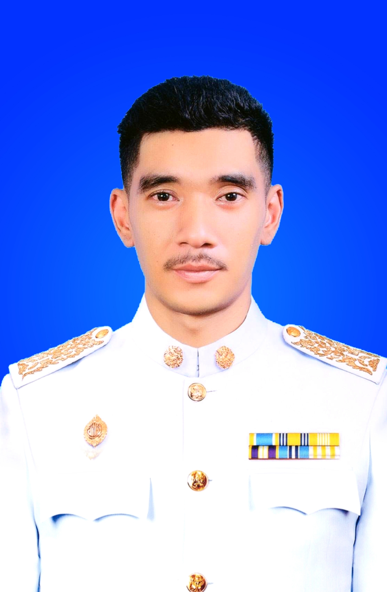 นายธงไทย เวชศาสตร์