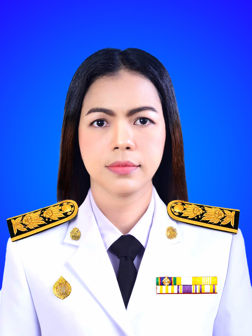 นางสาวปัทมกร เจียรติ้ว