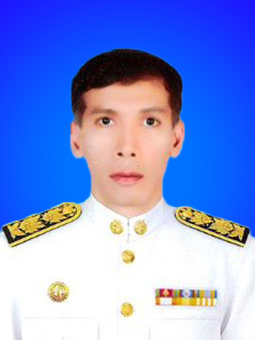 นายมนะ โสสนุย